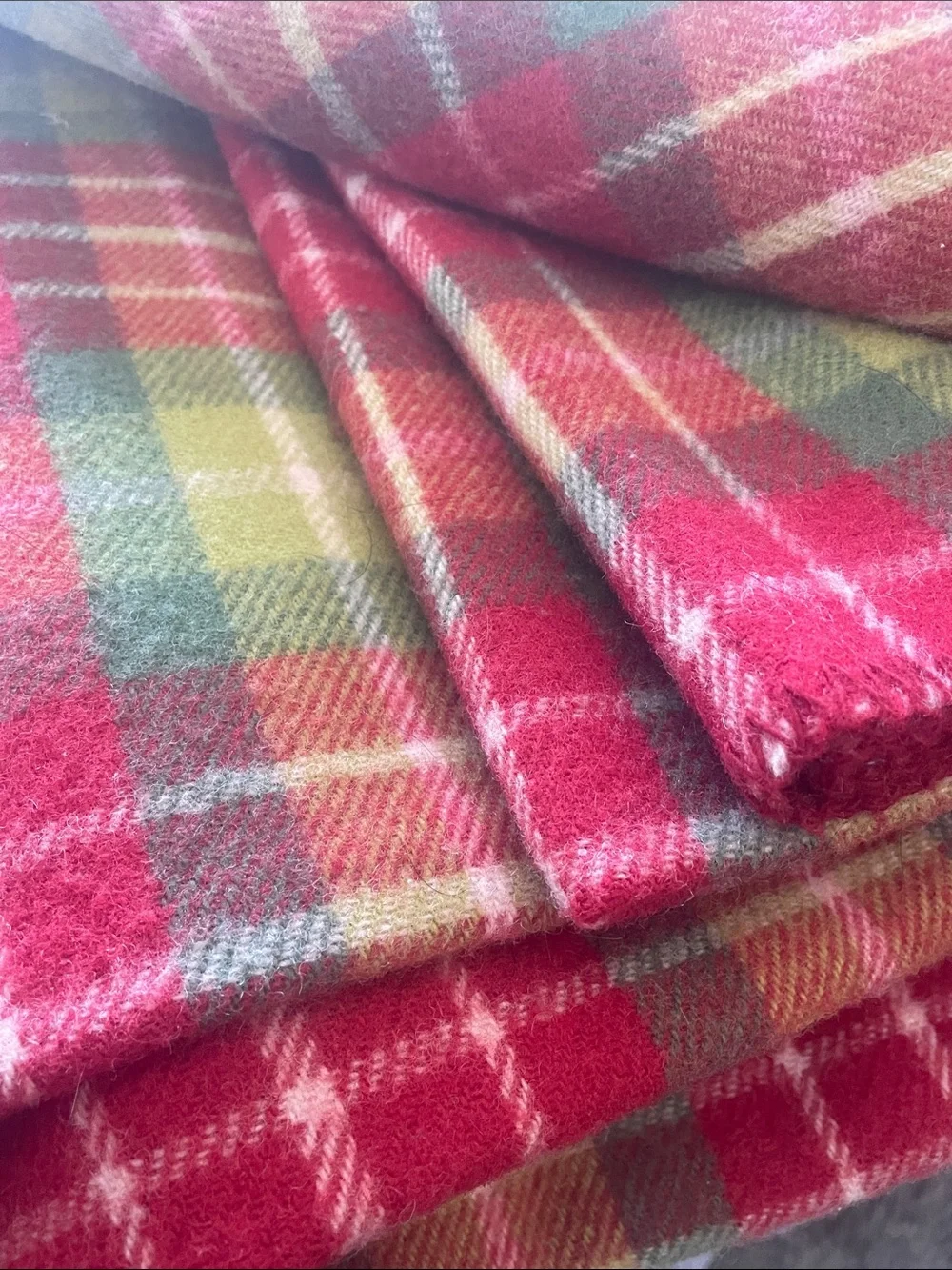Pottery Barn Red, Green & Yellow Plaid Wool Blanket King/Cal King